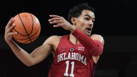 trae-young-ftr-112917jpg_kumhhyxa8bit11nckraeshfo5.jpg